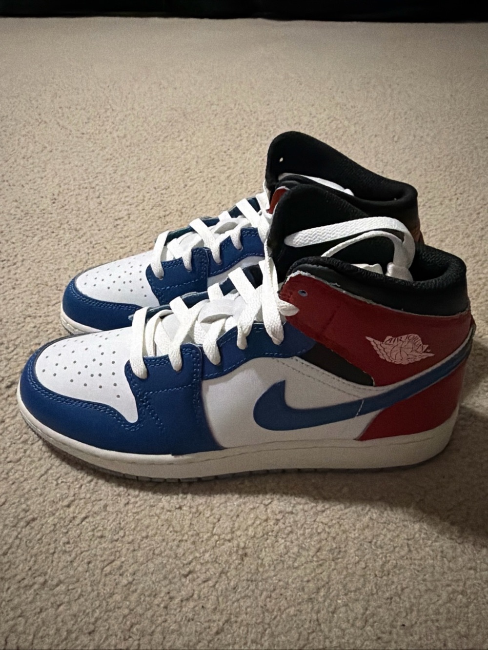 Air Jordan 1 Mid GS Women’s Size 7.5 Shoes Sneakers DQ8423-102 NEW Youth Size 6Y